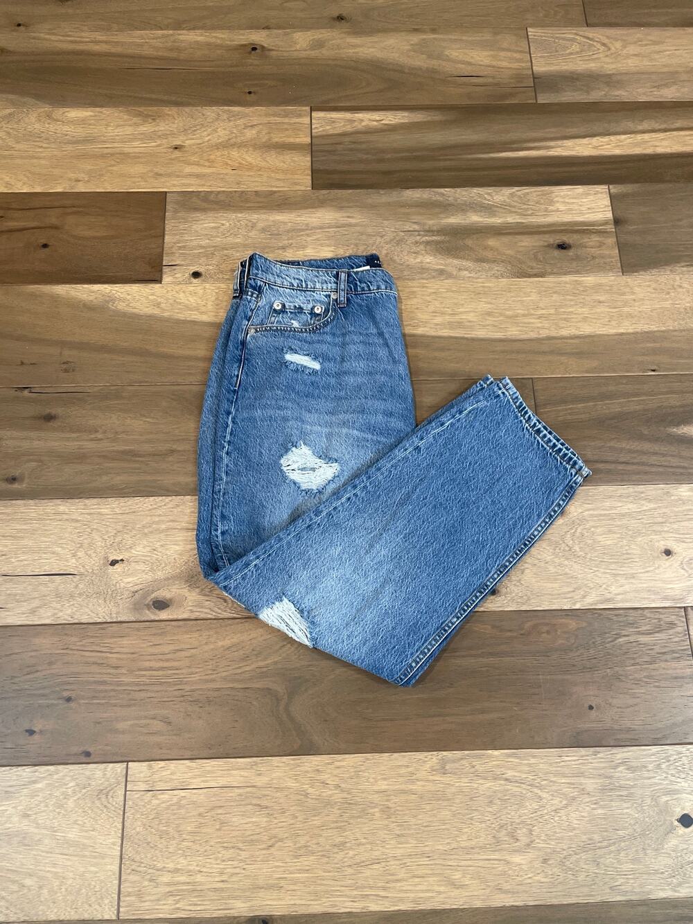 Aeropostale Mom Jeans Size 14 Medium Blue Distressed Cotton